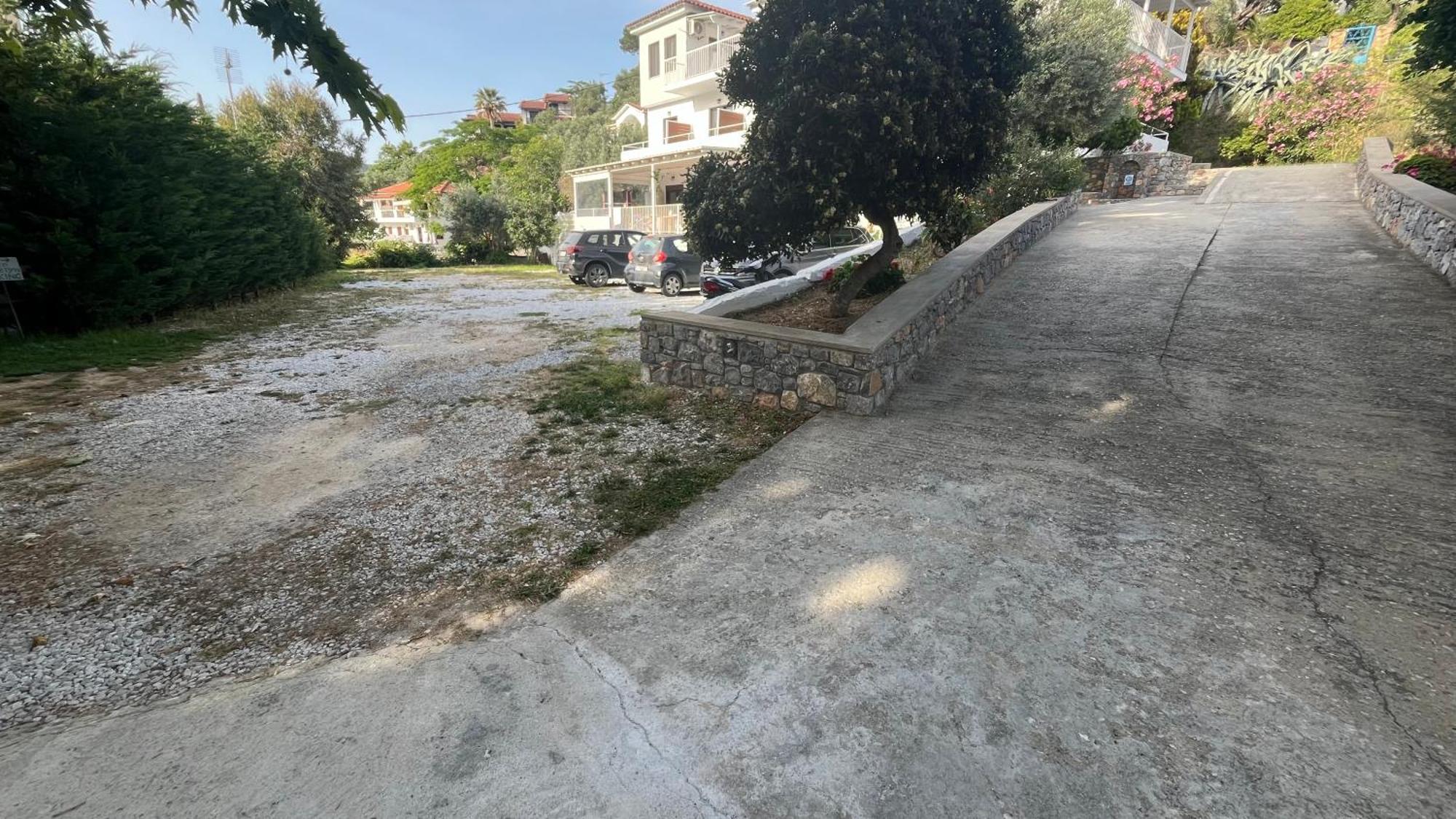 Golden Evelyn Aparthotel Ajía Paraszkeví Kültér fotó