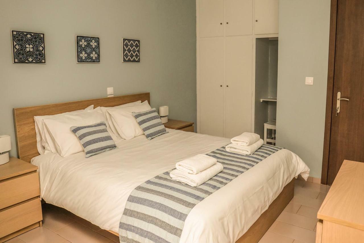 Golden Evelyn Aparthotel Ajía Paraszkeví Kültér fotó